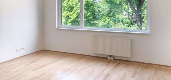 2-Zimmerwohnung mit Balkon in U-Bahnnähe