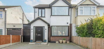 4 bedroom semi-detached house