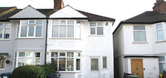 Flat to rent in Athelstone Road, Harrow HA3