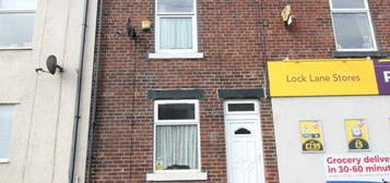 Terraced house to rent in Lock Lane, Castleford WF10