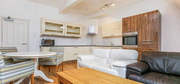 Flat to rent in Grainger Street, Newcastle Upon Tyne NE1