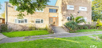 Flat for sale in Gaywood, Laindon SS15