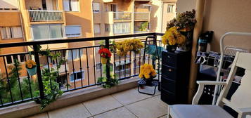 T2 37 m2 donnant sur terrasse - Toulon St Jean