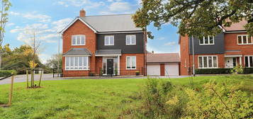 4 bed detached house for sale