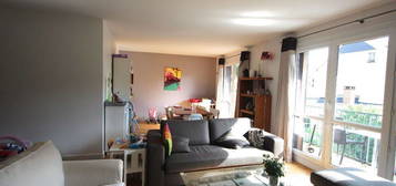 Appartement  à louer, 4 pièces, 3 chambres, 108 m²