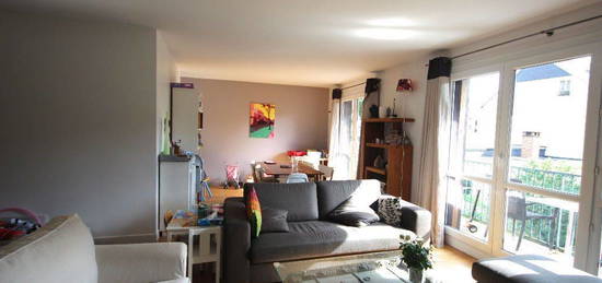 Appartement  à louer, 4 pièces, 3 chambres, 108 m²