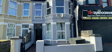 7 bedroom terraced house for sale