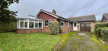 3 bed detached bungalow for sale