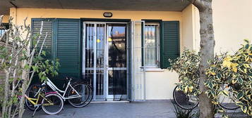 Casa indipendente in vendita in via dei Gerani, 9