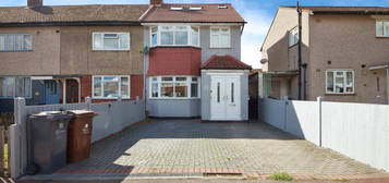 4 bedroom end of terrace house for sale