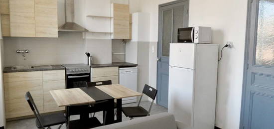 Appartement meublé  à louer, 3 pièces, 2 chambres, 46 m²