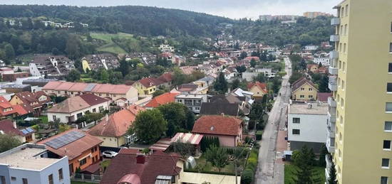 Na prenájom 3 izbový byt Trenčín, Soblahovská ul.