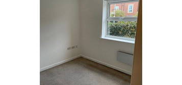 Flat to rent in Ivy Graham Close, Manchester M40