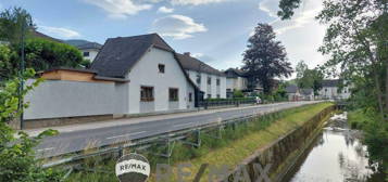 "Moderne Landidylle - Mehrfamilienhaus in Thenneberg"