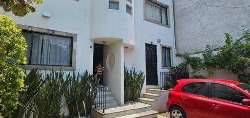 Casa en venta en Lomas del Chamizal 4 Recámaras