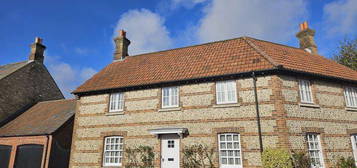 4 bedroom detached house to rent