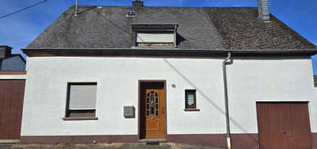 Kleines Haus mit Ausbaupotenial in Fell