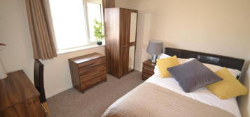 Room to rent in Southview Close, Southwick, Brighton BN42