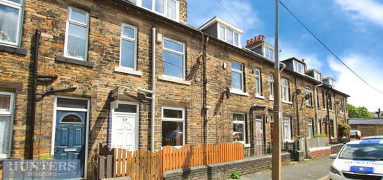 Terraced house to rent in Chellow Street, Bradford BD5