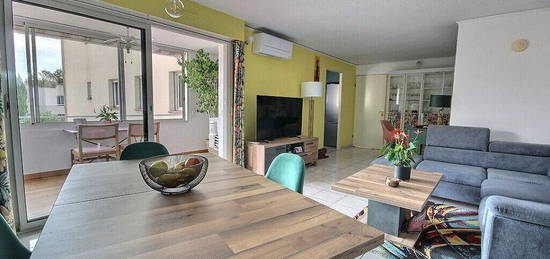 Appartement  à vendre, 3 pièces, 2 chambres, 76 m²