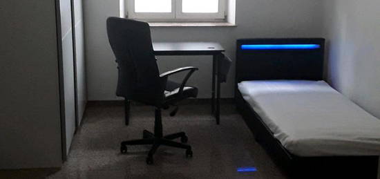 Azubis WG Zimmer in WG Wohnung in Günzburg Stadtmitte Marktplatz