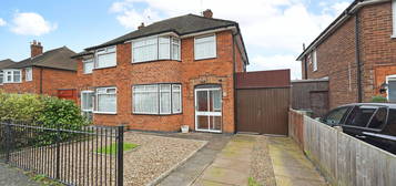 3 bed semi-detached house for sale