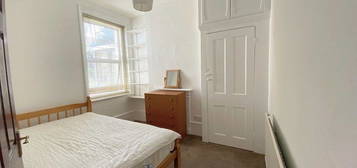 2 bed maisonette to rent