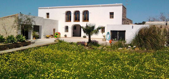 Alquiler de  Casa o chalet independiente en Santa Gertrudis