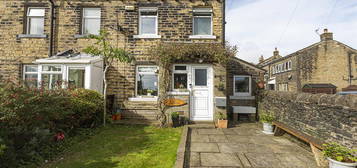 2 bed end terrace house for sale