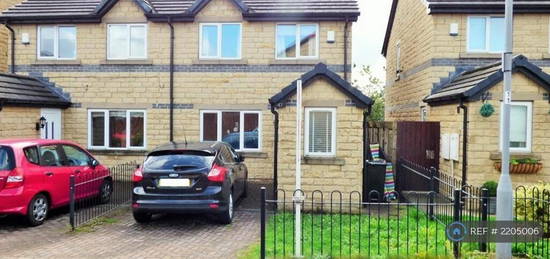 3 bedroom semi-detached house