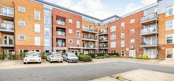 Flat for sale in Studio Way, Borehamwood WD6