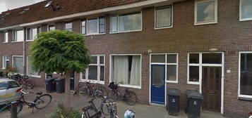 Johannes Uitenbogaertstraat 16