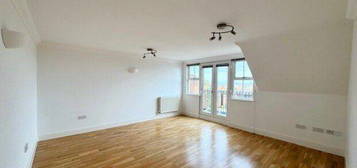 2 bed flat to rent