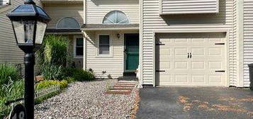 18 Wilan Ln, Albany, NY 12203