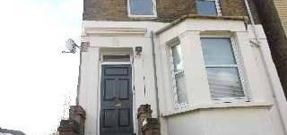 Duplex to rent in Mayes Road, Woodgreen N22