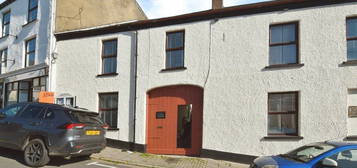 7 bed terraced house for sale