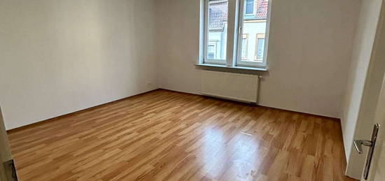 450 € - 75 m² - 2.0 Zi.