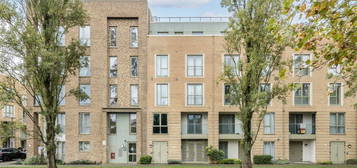 Flat for sale in Grahame Park Way, Edgware NW9