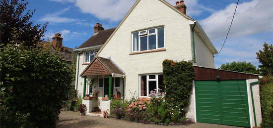 Detached house for sale in South Avenue, New Milton, Hampshire BH25