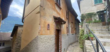 Casa indipendente in vendita in  Mezzovico, 46