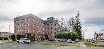 311 N Broadway St Apt 405, Aberdeen, WA 98520