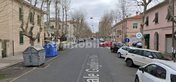 Bilocale viale Guglielmo Marconi, Cecina Centro, Cecina