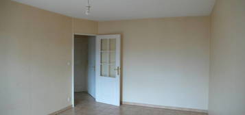 Appartement  à louer, 2 pièces, 1 chambre, 49 m²