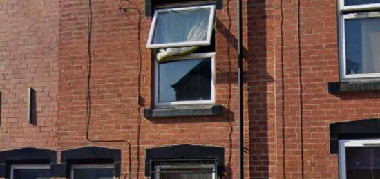 3 bedroom terraced house