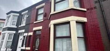 3 bed terraced house for sale