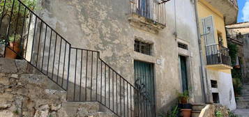 Casa singola a Modica (RG) - Modica Bassa