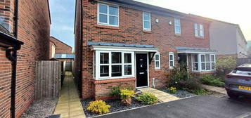 3 bedroom semi-detached house for sale