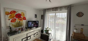 Appartement de 38.75m² en rez-de-chaussée situé à SOMAIN - 1 chambre + salle d'eau - Balcon - Place de parking - 69.900 euros