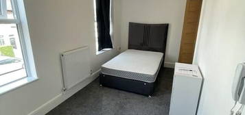 1 bedroom house share