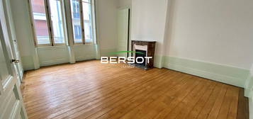 Location appartement 4 pièces 90 m²